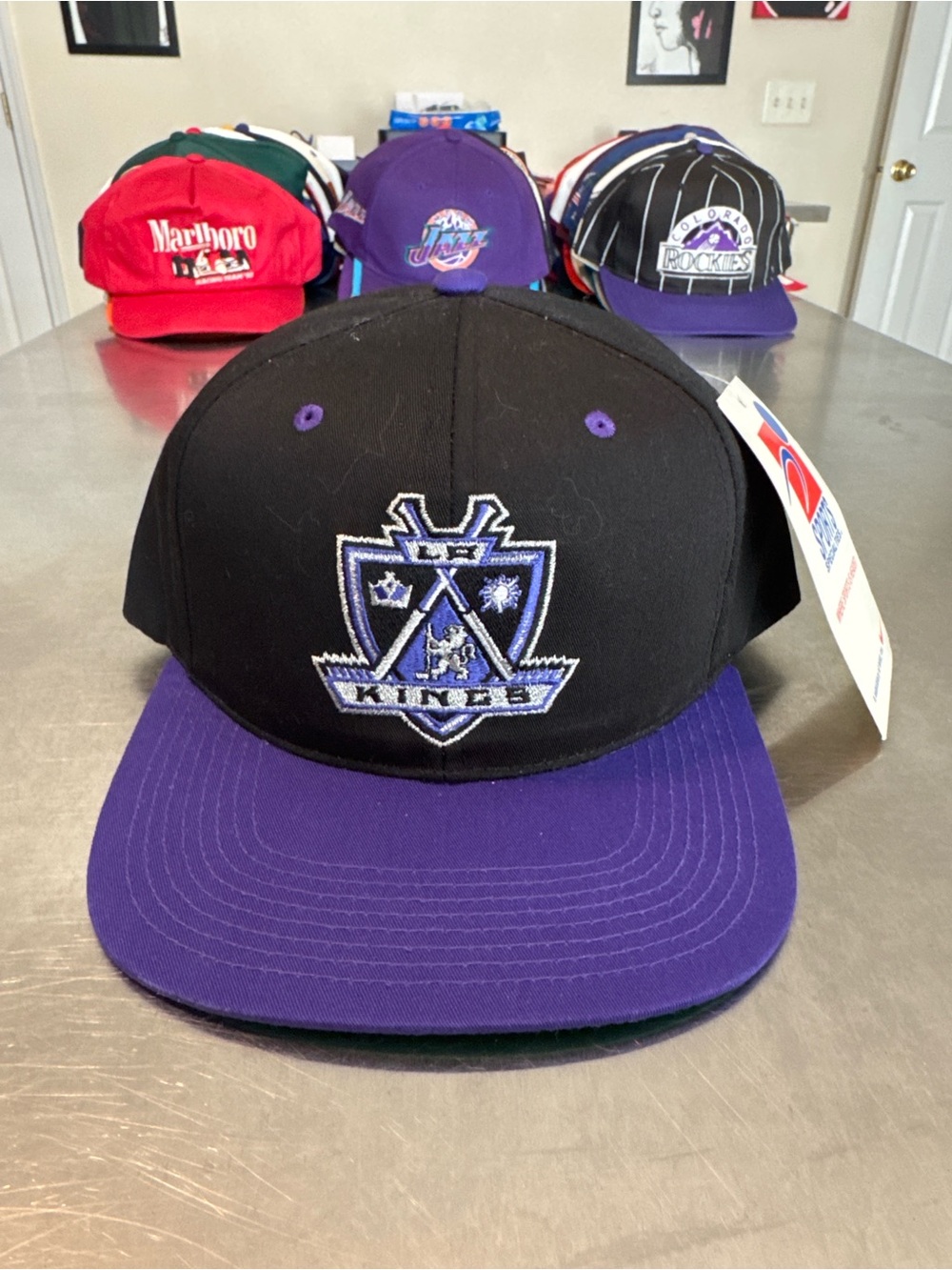 Vintage 90s LA Kings Sports Specialties snapback hat